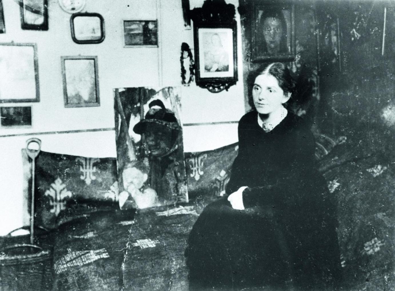 paula-modersohn-becker-in-ihrem-atelier-bei-bruenjes-um-1905.jpg